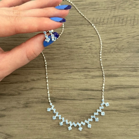 Necklace and Earring Set - Picture 3 of 4